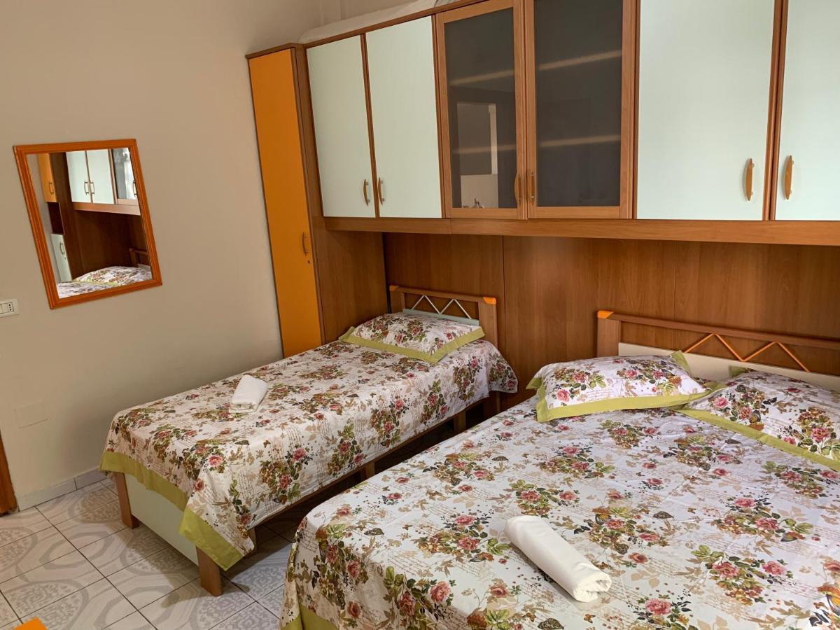 Seaside Apartments Durres Bagian luar foto
